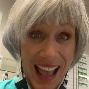 Meet your Posher, Rhonda